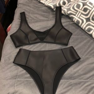 BRAND NEW Hoaka swimwear